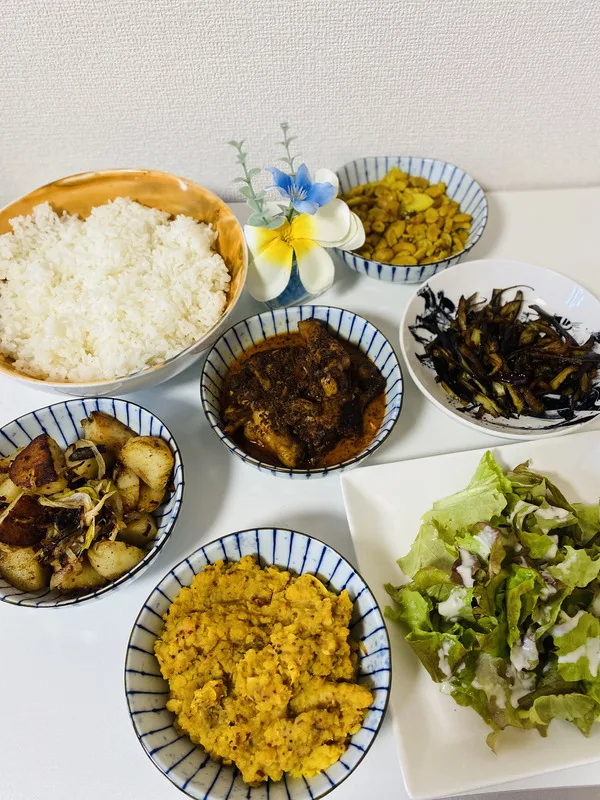 A Warm Pre-Aurudu Lunch, Far From Home 2026